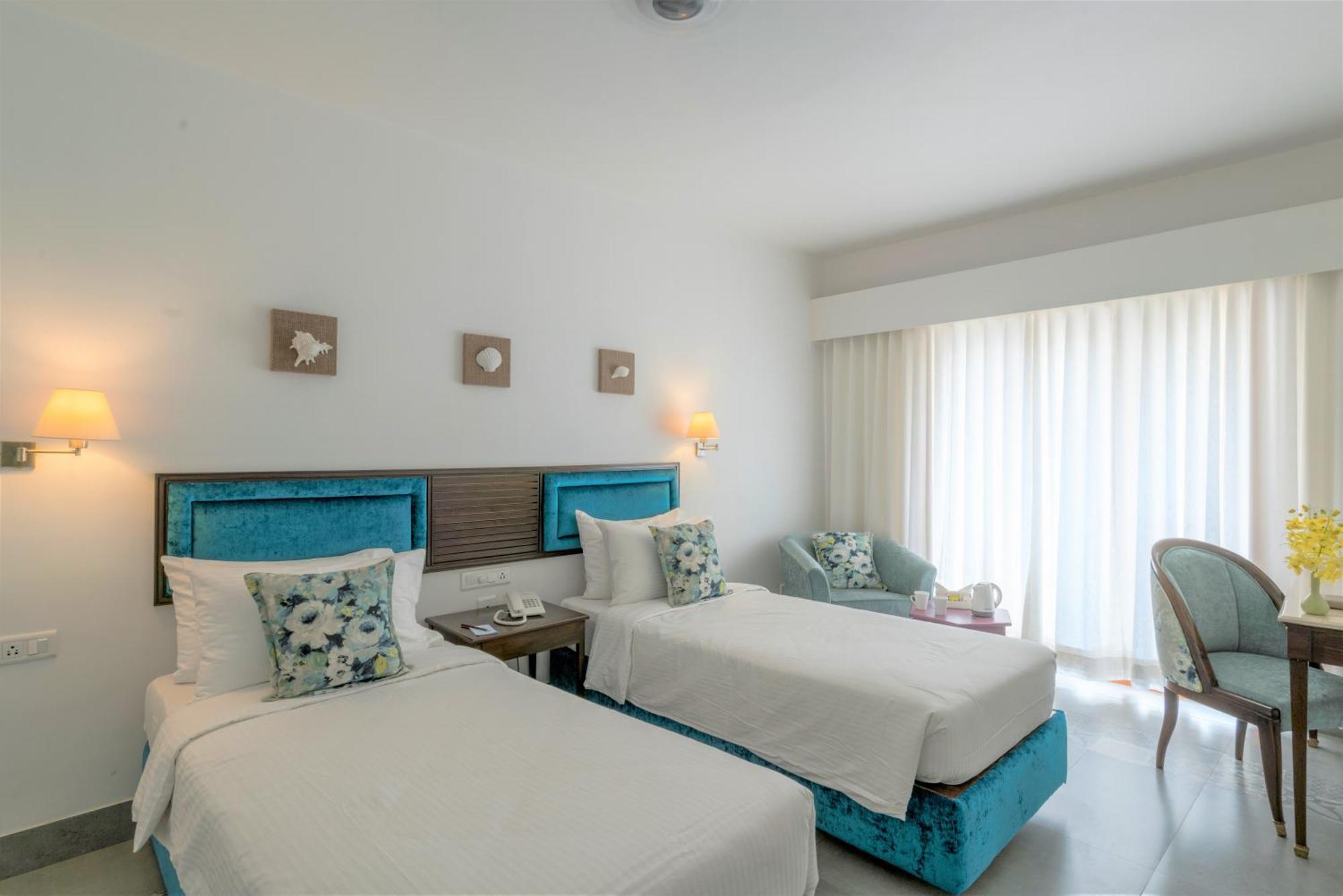 Prainha Resort By The Sea Panaji Exterior photo